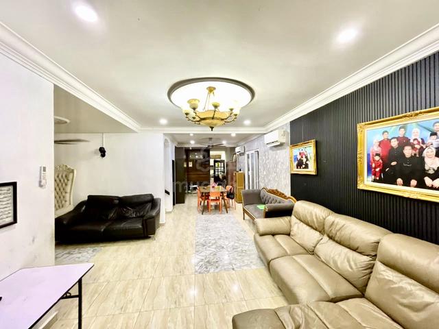[BIG ENDLOT] Double Storey Endlot Bandar Puteri Klang for Sale 1