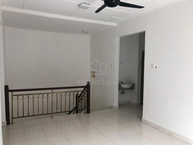 Taman Sri Pulai Perdana Double Storey / Rumah Sewa / End Lot 1