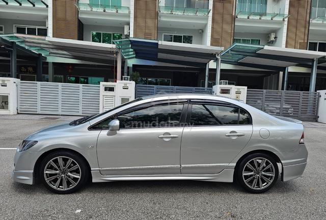 2010 Honda CIVIC 1.8 S i-VTEC FACELIFT (A) - 4