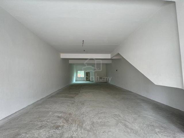 Shop for rent @ Taman Universiti, Parit Raja 1