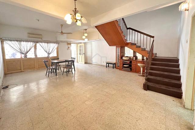 [FREEHOLD] Double Storey Superlink Terrace House Taman Melewar Gombak 1