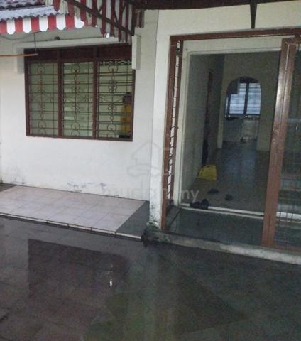 Renovated 1-Storey Terraced House at Taman Sentosa, Klang For Sale 1