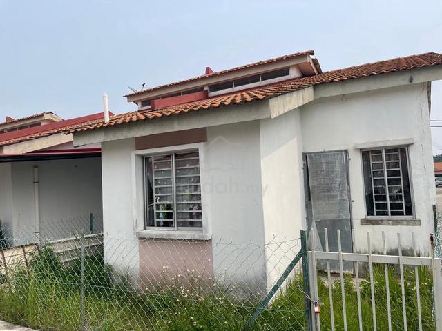 Rumah teres setingkat balok baru 1
