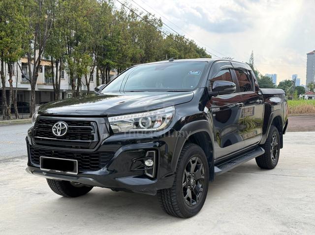 2020 Toyota HILUX 2.8 BLACK EDITION FULL SERVICE - 1