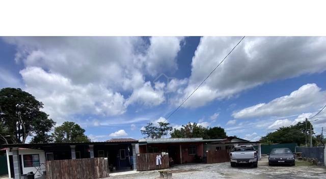 Partially Furnished Melaka Alor Gajah Room For Rent 1