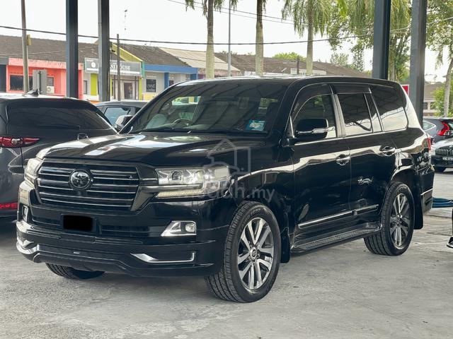 2016 Toyota LANDCRUISER 4.6 ZX (A) - Cars for sale in Johor