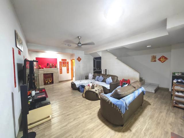 5b3b, Freehold, Beside Paradigm Mall @ 2 Storey, Tmn Munsyi Ibrahim 1