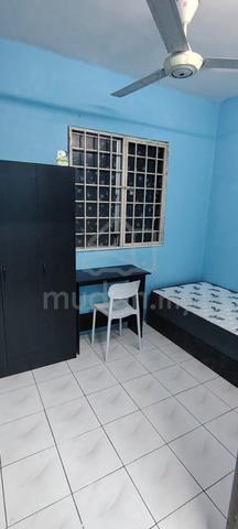 ground floor apartment saujana damansara damai (lelaki) 1