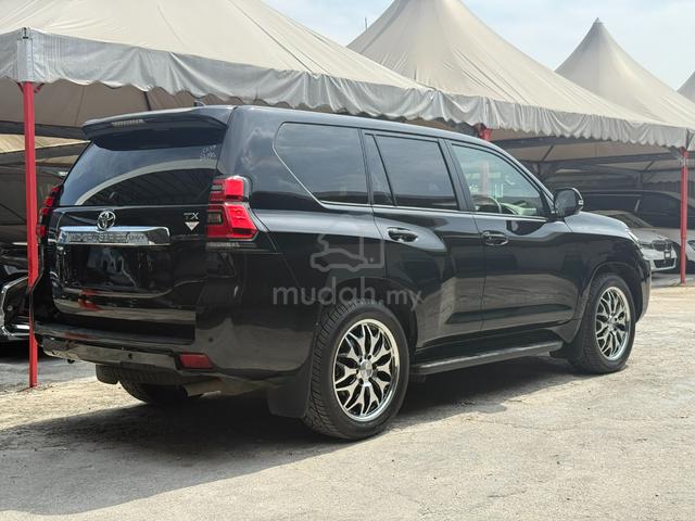 2022 Land Cruiser 2.7 PRADO TX-L 6,000km PM OFFER - 2