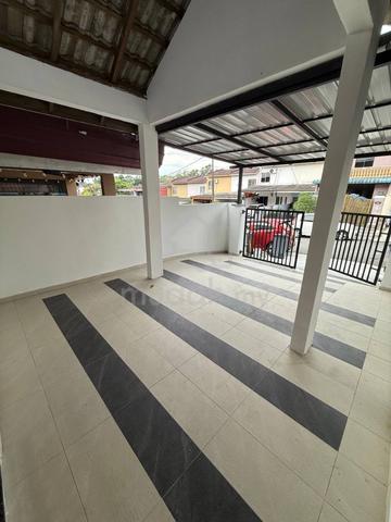 Ulu Tiram, Bukit Jaya, Puteri Wangsa, 2 Tingkat 3Bilik Tidur Full Loan 5