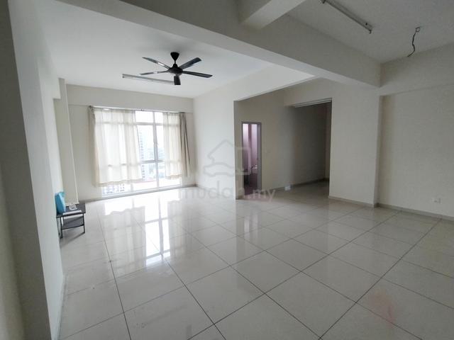 Straits Garden Condominium 1