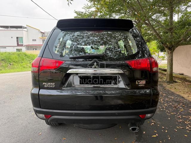 Mitsubishi Pajero 2.5 VGT 4X4 (A) 100% ONE OWNER - 2