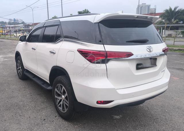 2016 Toyota FORTUNER 2.5 G (A) - 4