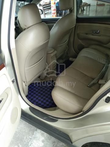 2009 Nissan SYLPHY 2.0 LUXURY NAVI (A) - 4