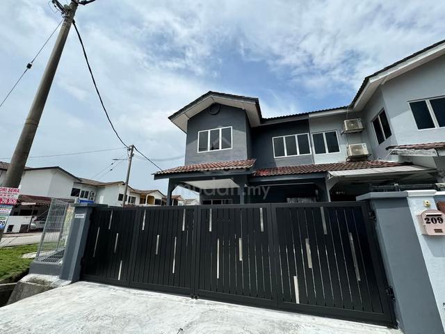 Corner Klang Utama Renovated 1