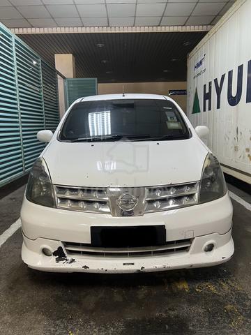 2011 Nissan GRAND LIVINA 1.8 PREMIUM/LUXURY (A) - 3