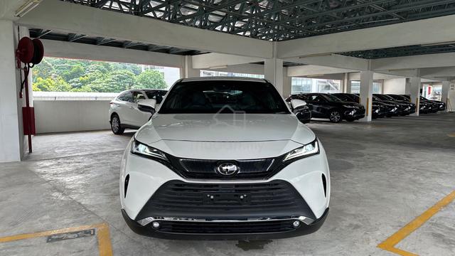 $138k 2022 Toyota HARRIER 2.0 G Black interior - 3