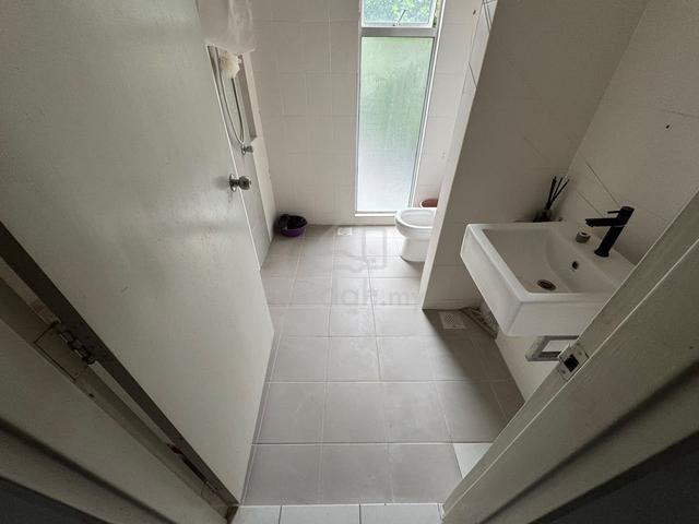 Cascadia townhouse in Lake Vista 1