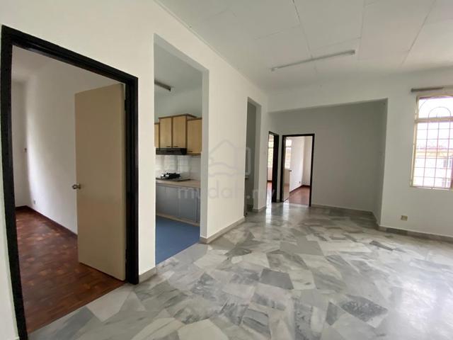 Goodyear Court 7 4