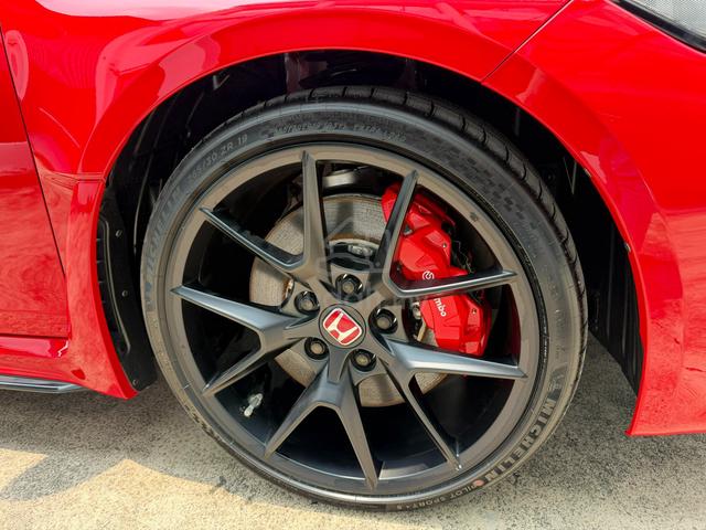 2025 Honda CIVIC TYPE R FL5 RACING BLACK NEW CAR - 4