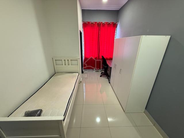 10mins to KLIA 1 & 2 @Fully Furnished Female Single Room for Rent 1