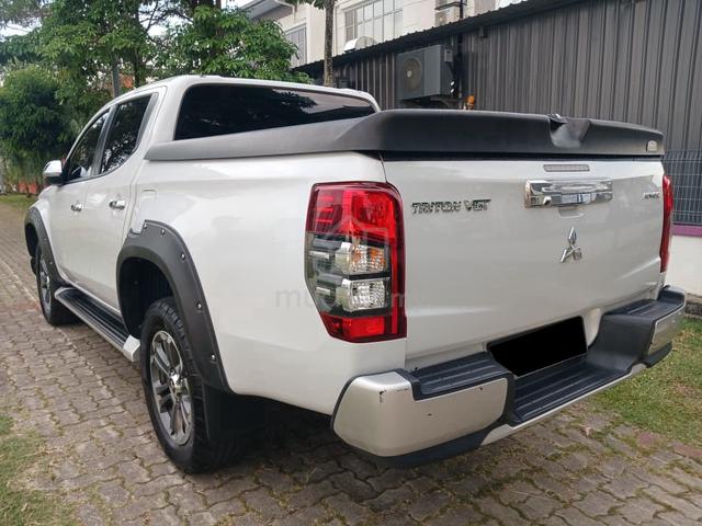 2021 2022 Mitsubishi TRITON 2.4 VGT (A) PREMIUM - 2
