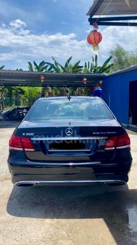 2015 Mercedes Benz E300 BLUETEC HYBRID (CKD) 2.1 - 4