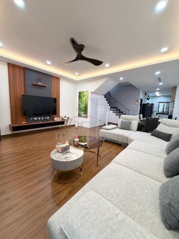 Pulai Mutiara @ Acacia 2.5 Storey House 1