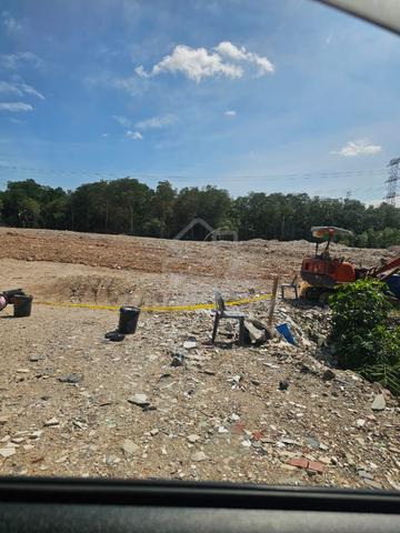 Pontian Bridge 2.45 Acre Flat Land Beside Main Road near Gelang Patah 1