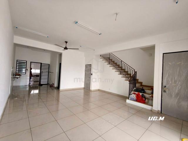 Laelia 3 Kota Bayuemas Klang 2 Sty Kitchen Extended & Gated Guarded 1