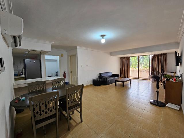 Waikiki Condominium 1