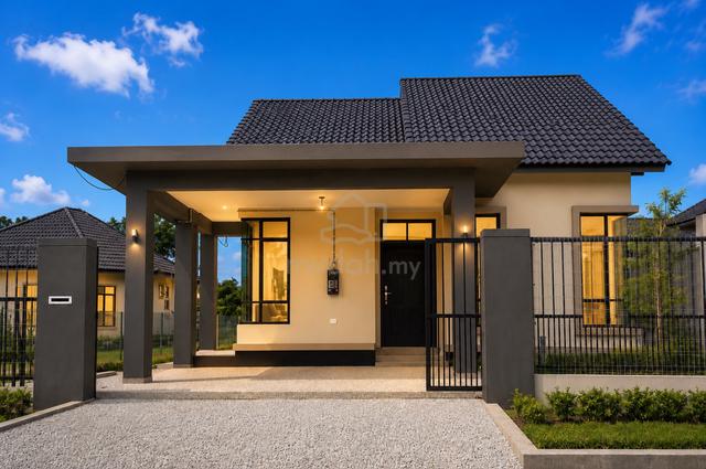 RUMAH SIAP- 4 BILIK di BNDR TMERAH Untuk Peniaga / Swasta / Kjaan 1