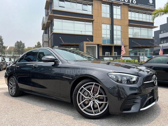 2022 Mercedes Benz E-200 Sedan AMG Line (JAPAN) - 1