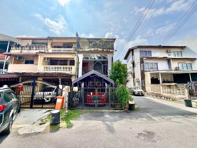 RENOVATED! 3 Storey Teres, Taman Seraya Ampang 1