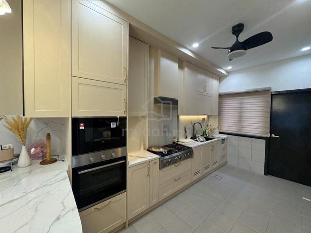 Rumah Sewa KLIA Serenia Aiora with Kitchen Cabinet 2 Storey House 1