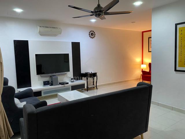 Rare Hot Deal Taman Kemuning 2.5 Storey Fully Renovated Home! 1