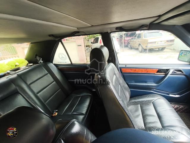 1995 Mercedes Benz 230 2.0 W114 (A) - 4