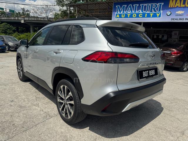 2022 Toyota COROLLA CROSS 1.8 V,HIGH LOAN APPROVAL - 4
