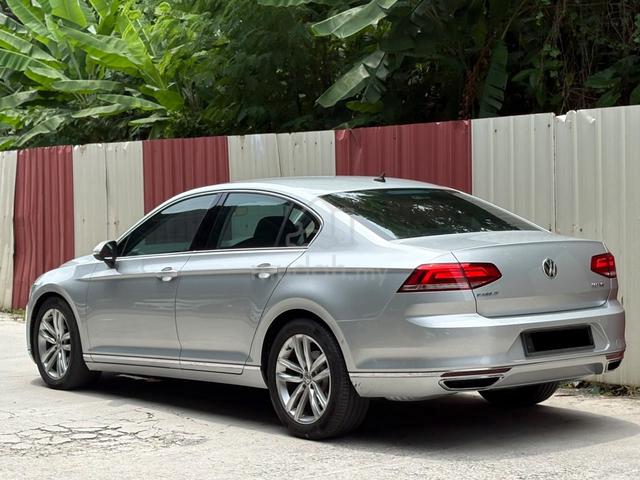 2016 Volkswagen PASSAT 2.0 TSI HIGHLINE (CKD) B8 - 5