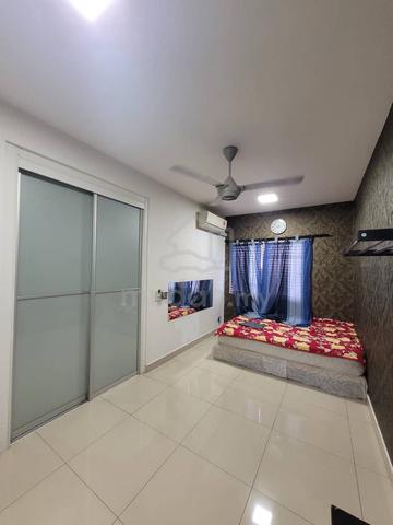 Bilik Master (Non-Sharing) with Bathroom PEREMPUAN SAHAJA SHAH ALAM 1