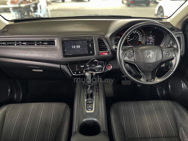 2017 Honda HR-V 1.8 V PREMIUM - 1YEARS WARRANTY - 4