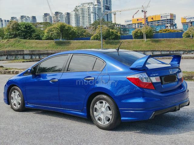 2013 Honda CIVIC 1.5 (HYBRID) (A) - 3
