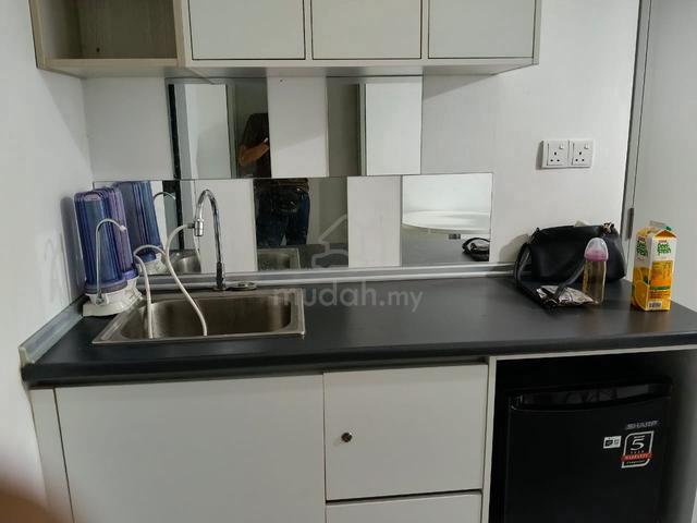 Uni Suites 1
