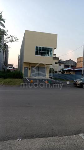 Office Space / Shop Lot for Rent 1
