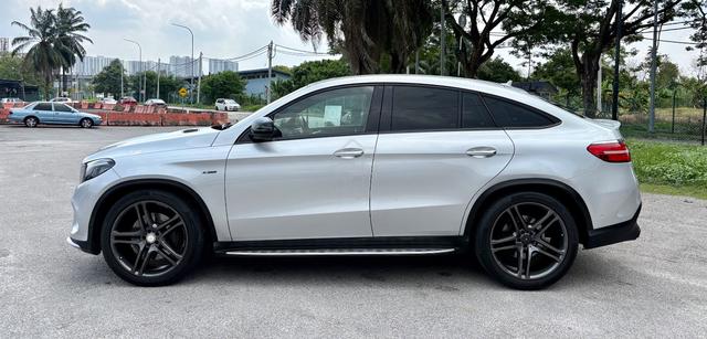 Mercedes Benz GLE450 AMG 4matic COUPE 3.0 - 4