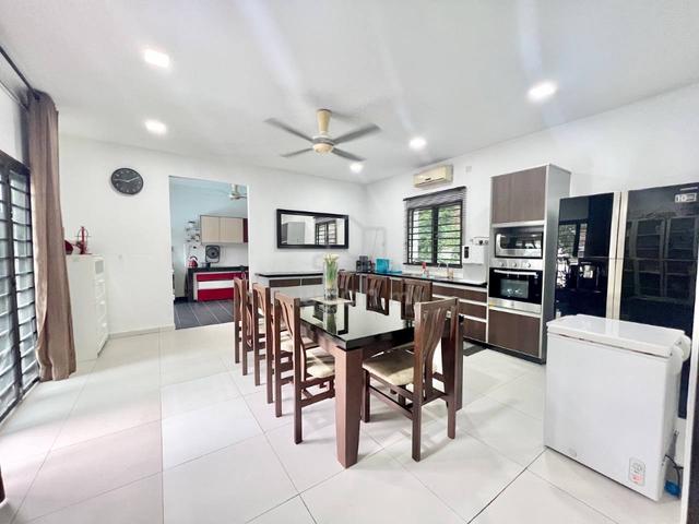 SWIMMING POOL CORNER Lot Terrace House Ilham Alam Sari Bangi Ukm 4