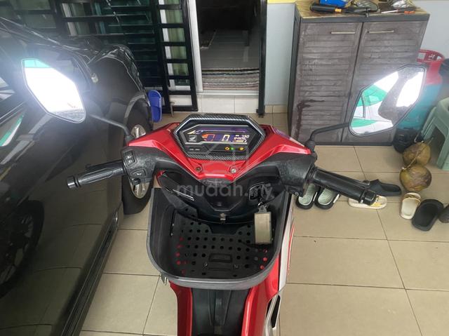 Carousel Image