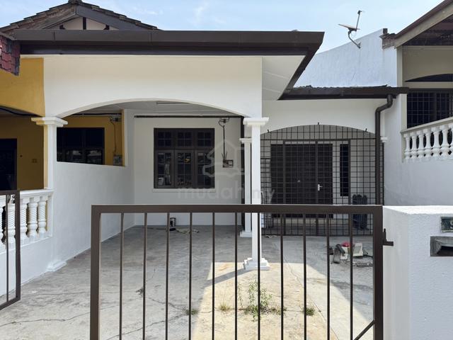 House to sell 1