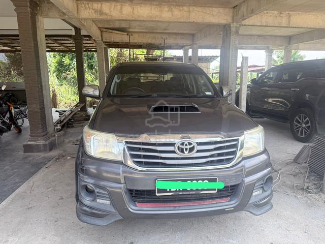2015 Toyota HILUX 2.5 G TRD SPORTIVO MY14 KUN25R - 3