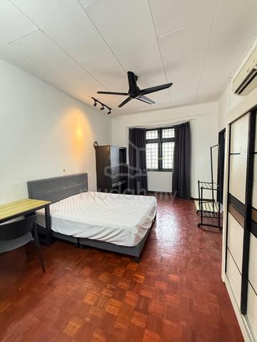 Fully Furnished room v Private Bathroom to rent in BM (Direct Owner) 1